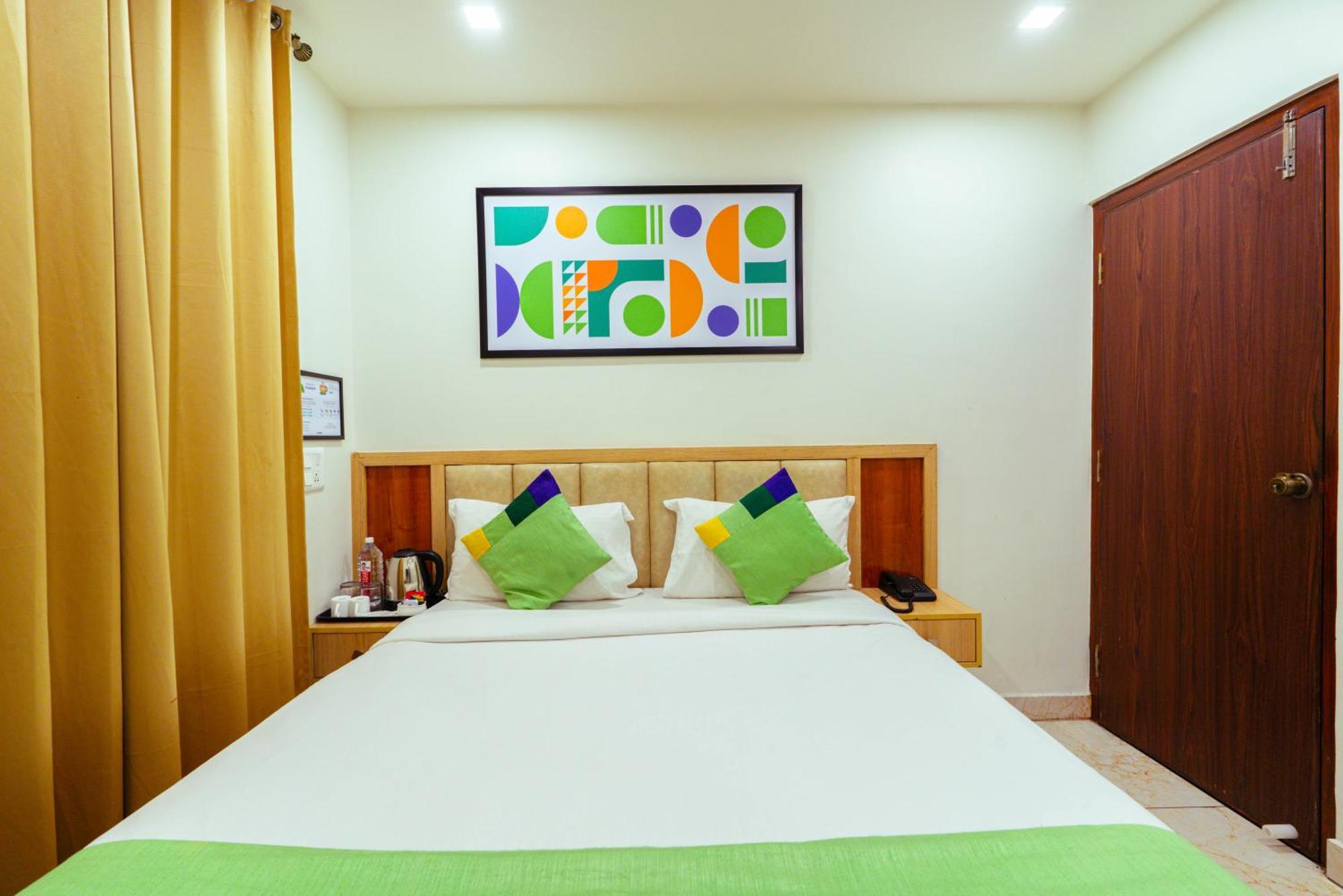 Treebo Elmas Grand Hotel Bangalore Exterior foto